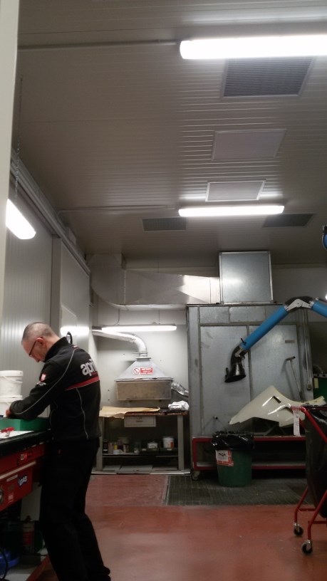 Compartimentazione reparto modelleria moto ottimizzazione sistemi aspirazione ricambi aria