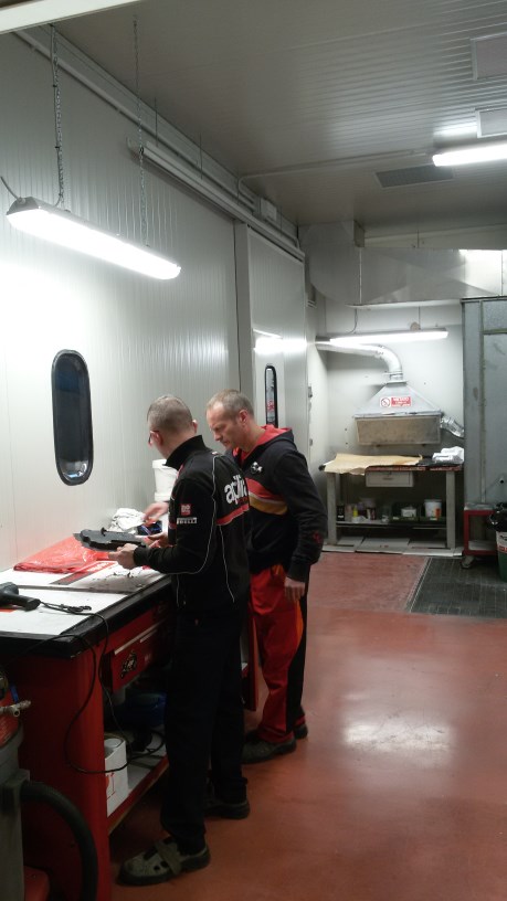 Compartimentazione reparto modelleria moto ottimizzazione sistemi aspirazione ricambi aria